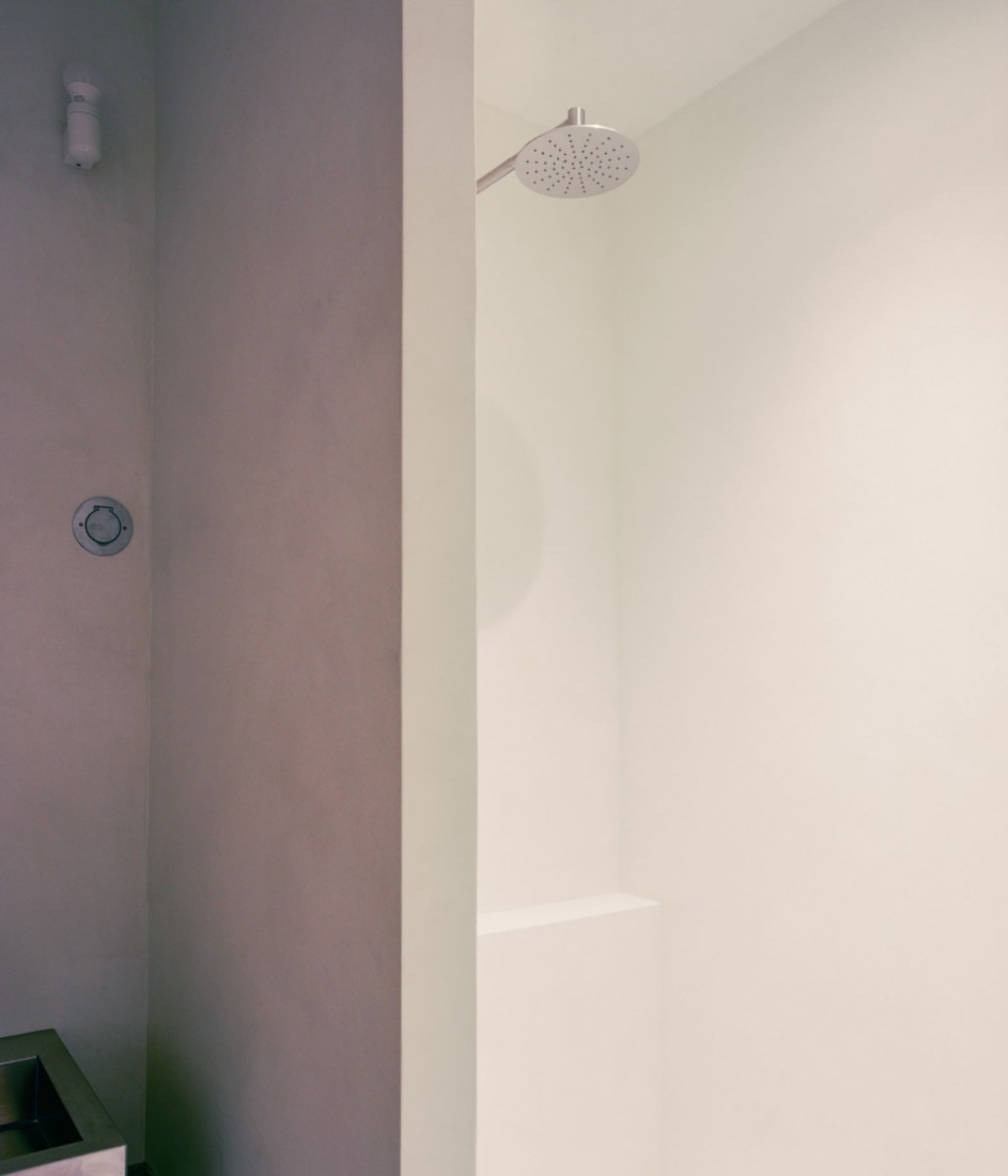 Casey Casey Showroom by Atelier Nea. Photograph by Lorenzo Zandri.