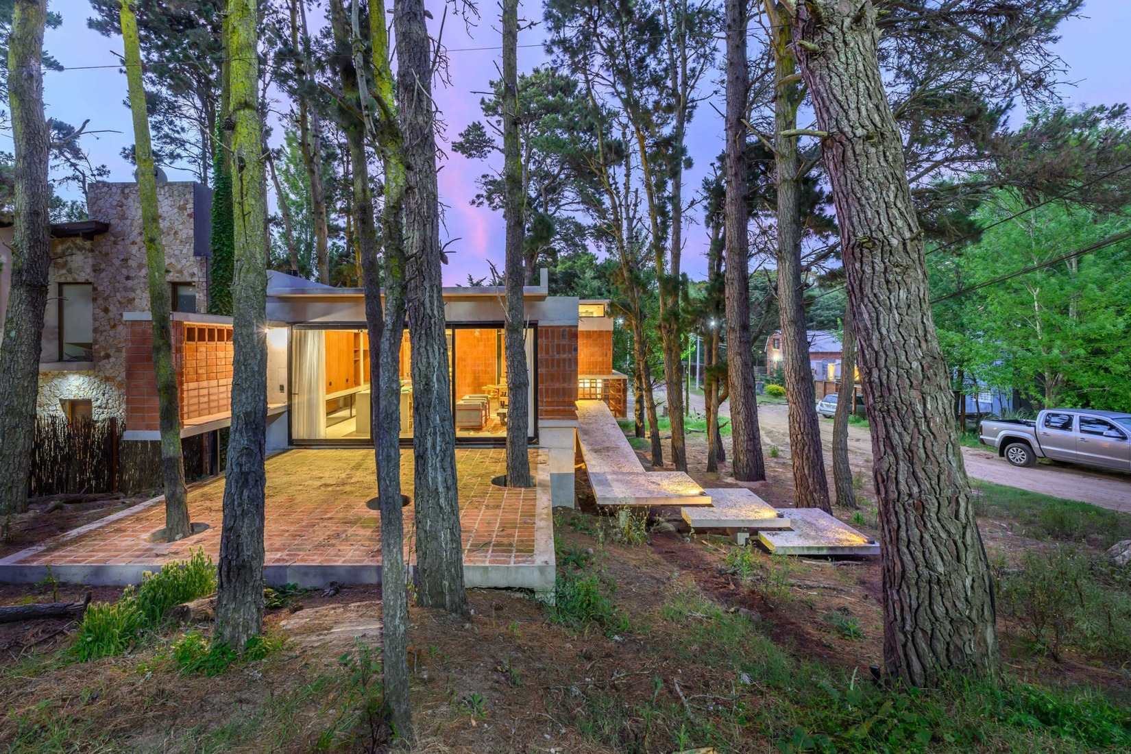 Forest Fruit House by Barrionuevo Villanueva Arquitectos. Photograph by Gonzalo Viramonte.  