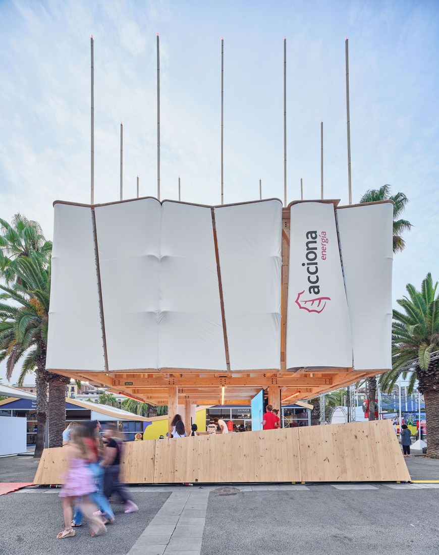 Ephemeral pavilion by IAAC. Photograph by Adrià Goula.