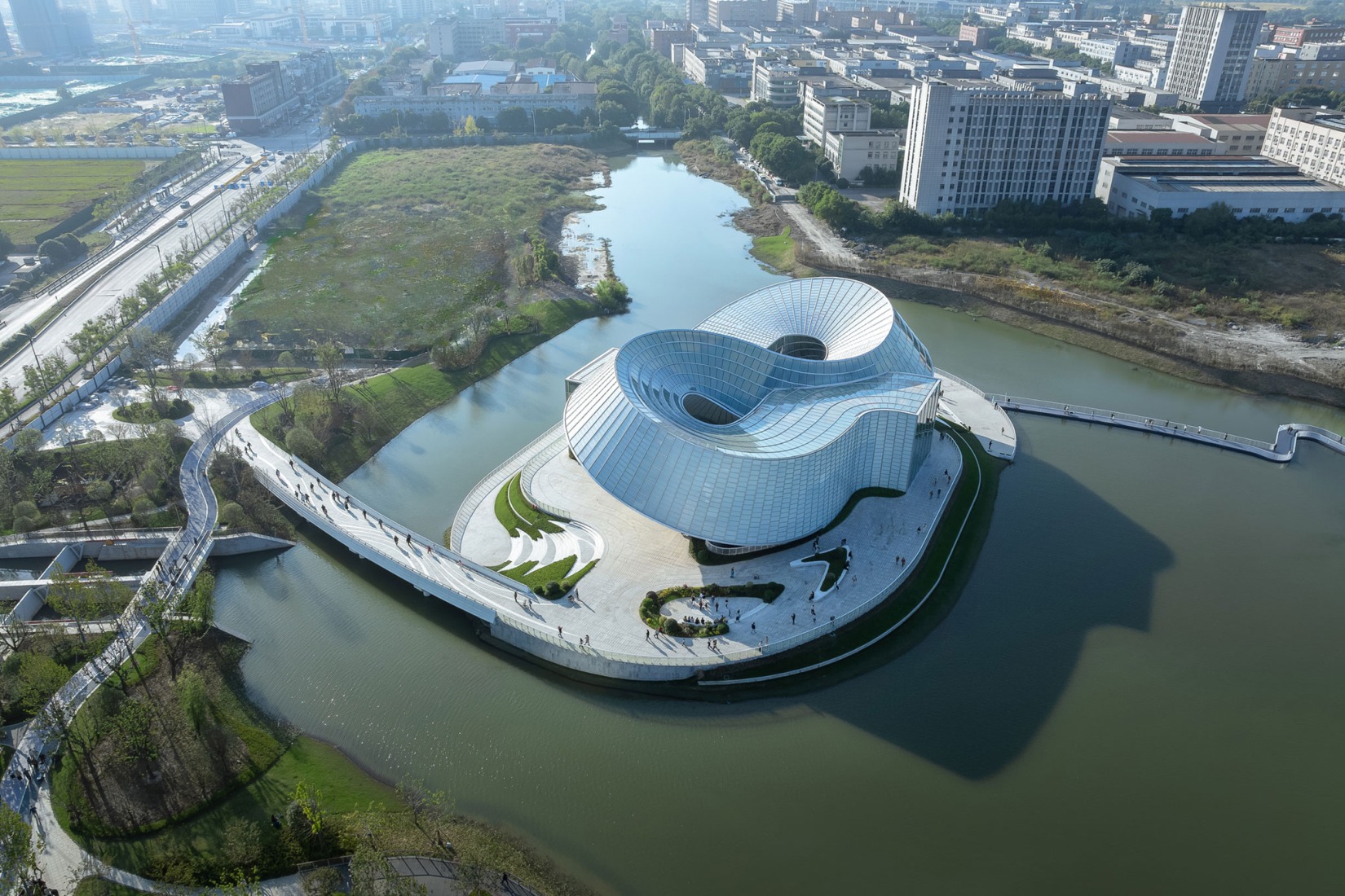 Museo Yohoo por Aedas. Fotografía por Terrence Zhang.