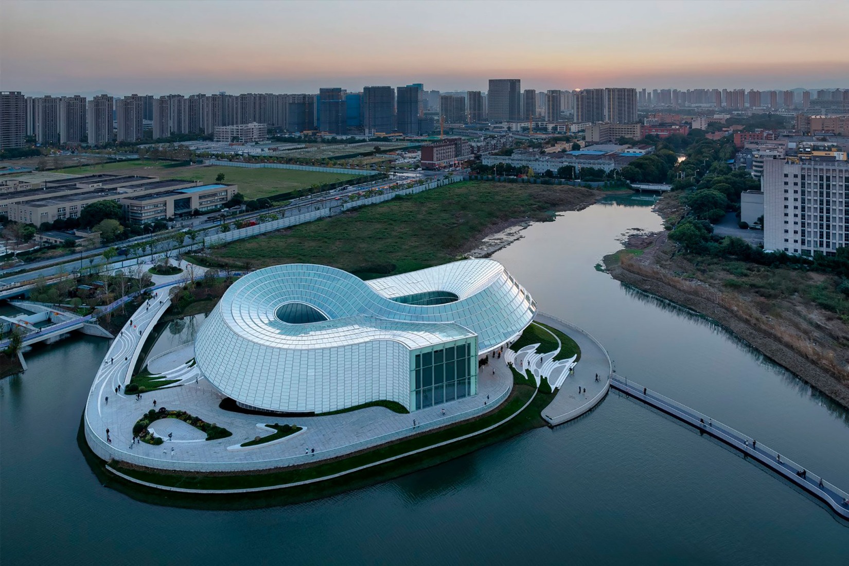 Museo Yohoo por Aedas. Fotografía por Terrence Zhang.
