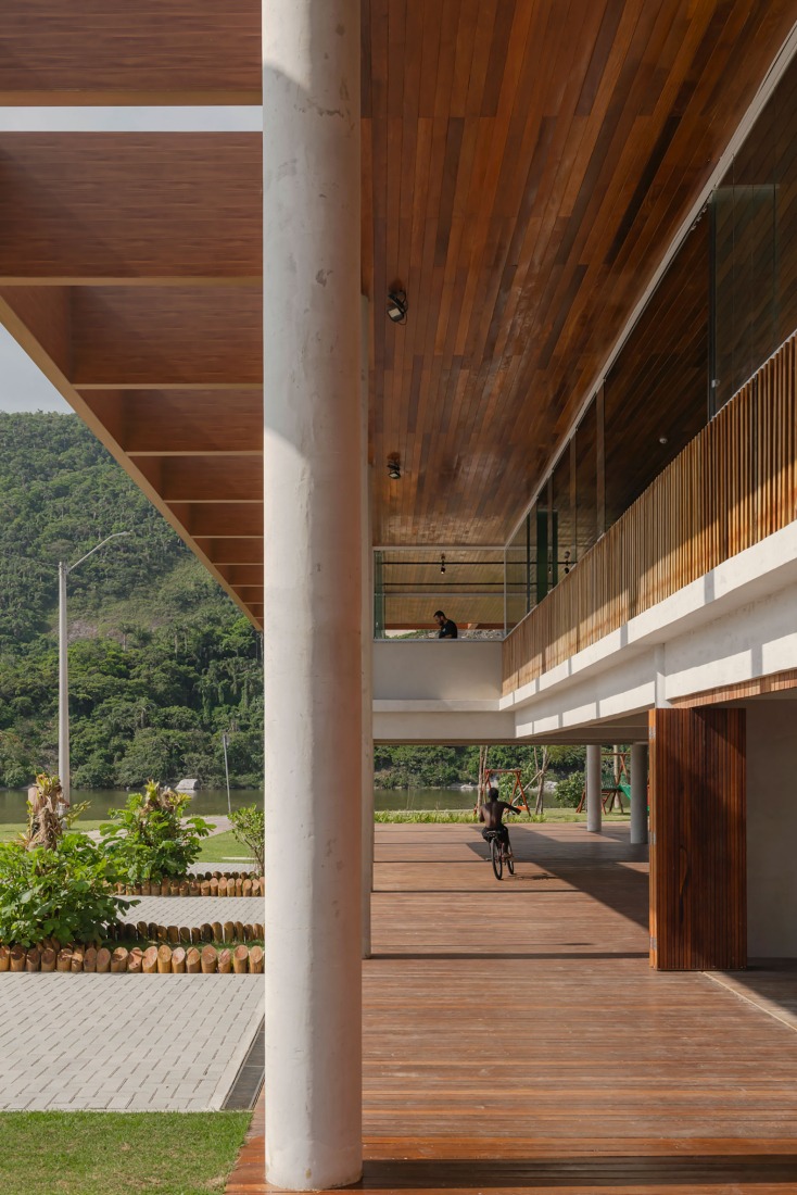 Eco-Museum y el parque Orla Piratininga por KAAN Architects. Fotografía por Sebastian van Damme.