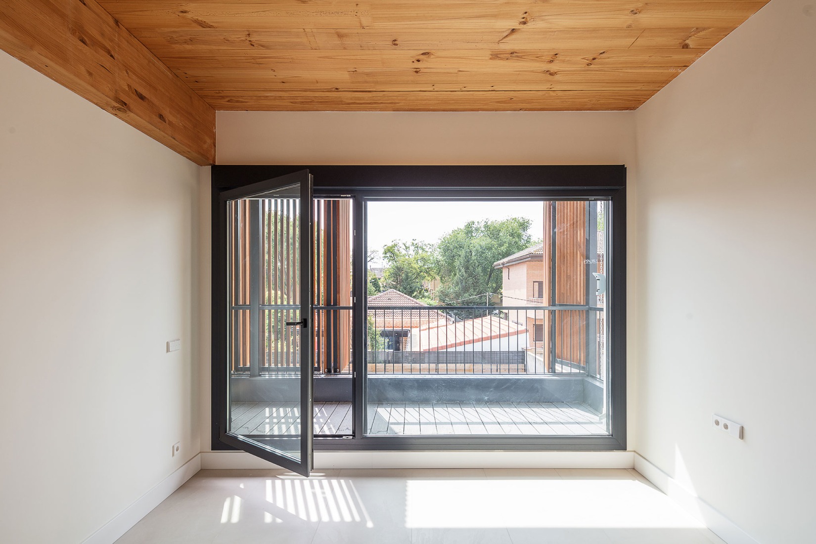 Creneas by DABG/deAbajoGarcia. Photograph by Montse Zamorano.