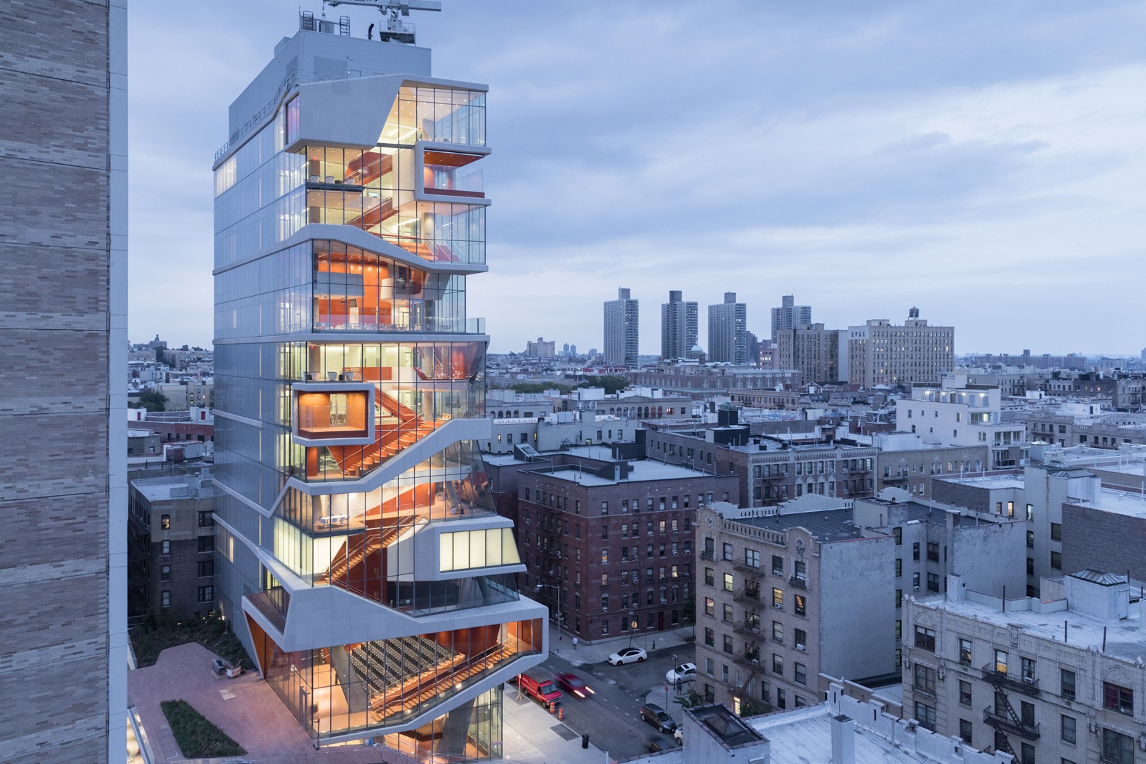 Roy y Diana Vagelos, Centro médico y educativo de la Universidad de Columbia, por Diller Scofidio + Renfro. Fotografía por Iwan Baan.