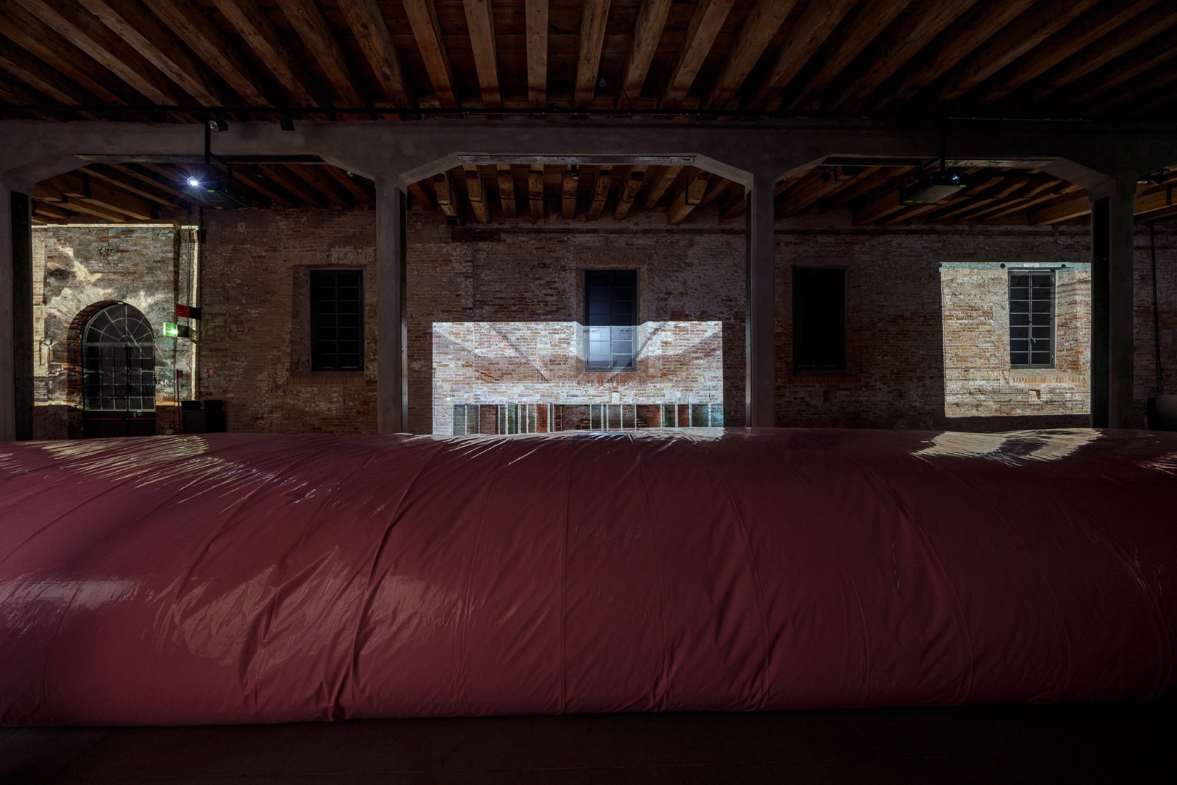 "Siestario" Argentine Pavilion by Juan Manuel Pachué and Marco Zampieron. Photograph by Andrea Avezzù. Courtesy by La Biennale di Venezia.
