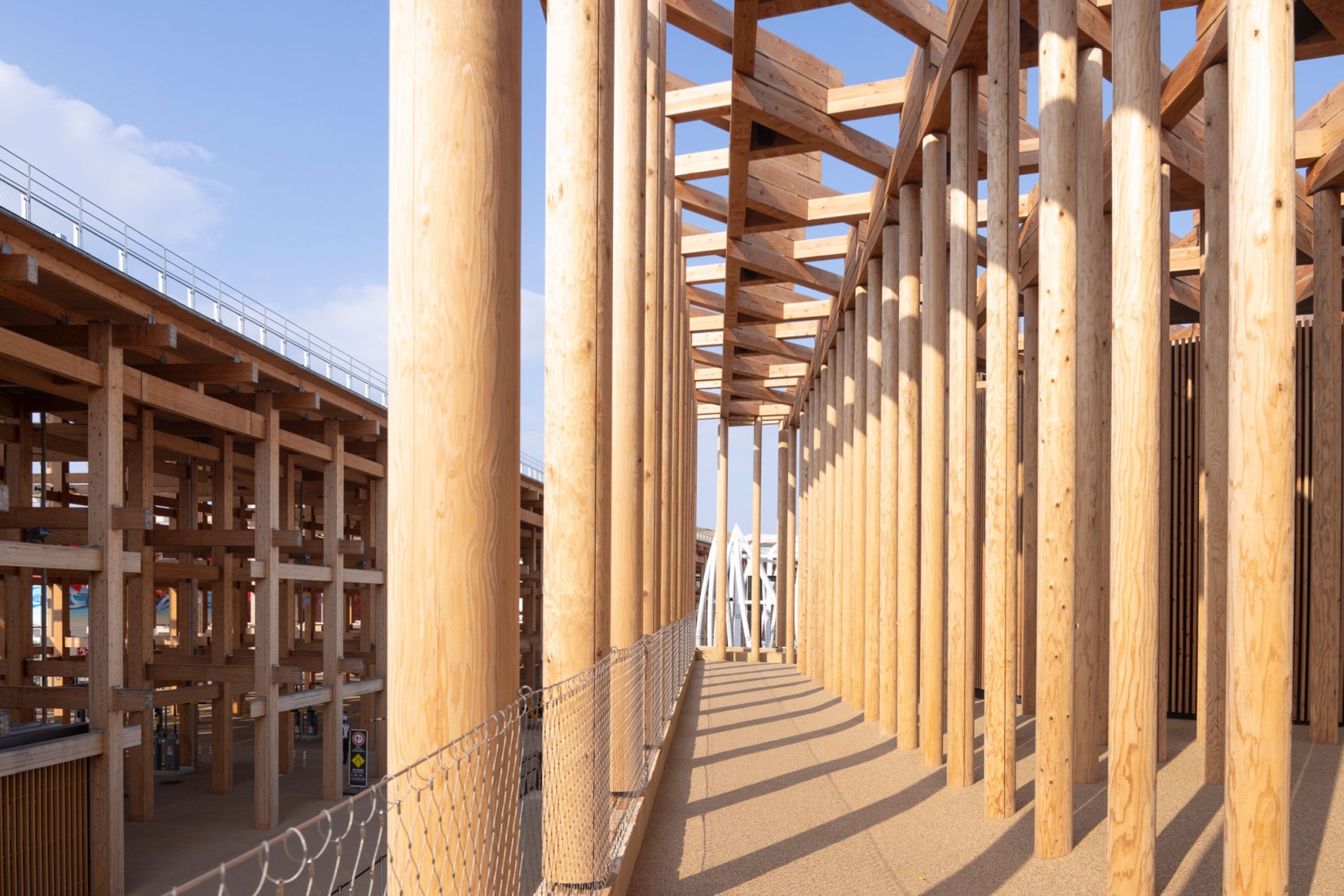 National Pavilion Uzbekistan, Expo 2025 by Atelier Brückner. Photograph by Arch-Exist. 