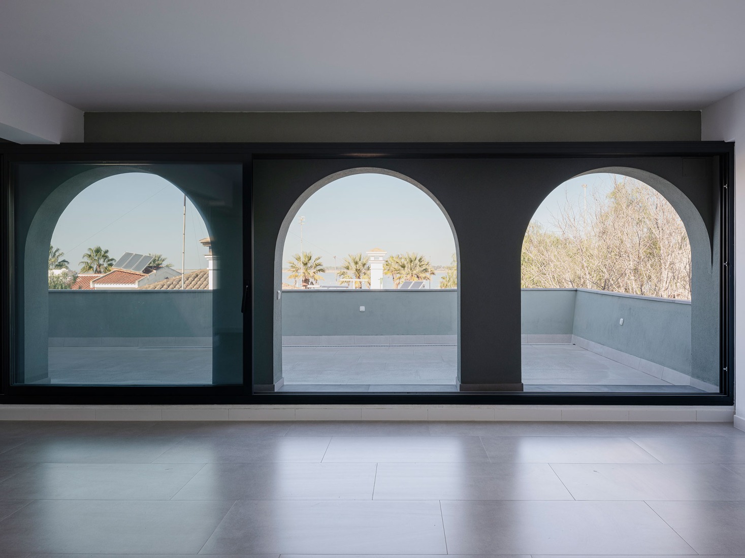 Four homes next to the Desembocadura by Estudio Curtidores. Photograph by Fernando Alda.