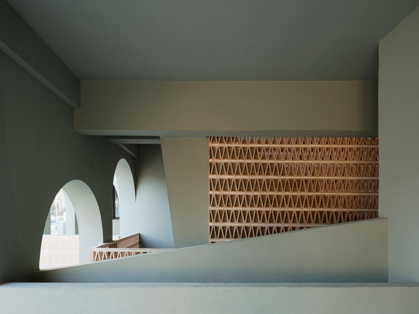 Four homes next to the Desembocadura by Estudio Curtidores. Photograph by Fernando Alda.