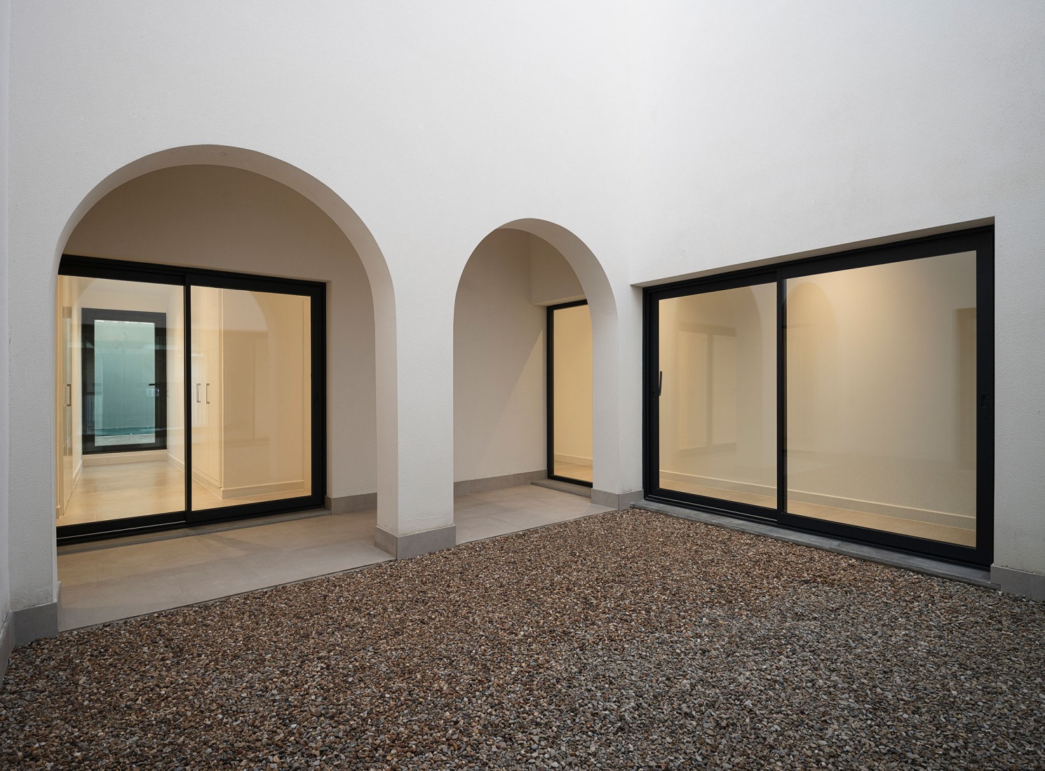 Four homes next to the Desembocadura by Estudio Curtidores. Photograph by Fernando Alda.