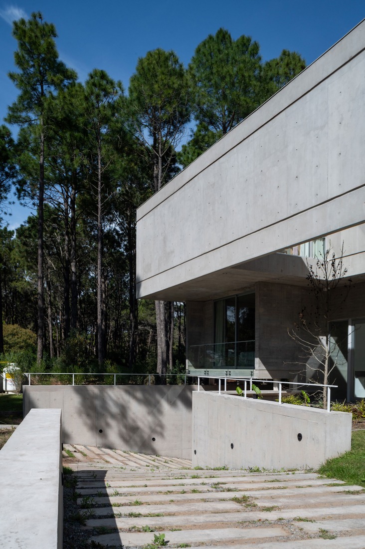 C&G House by Estudio Galera Arquitectura. Photograph by Diego Medina.