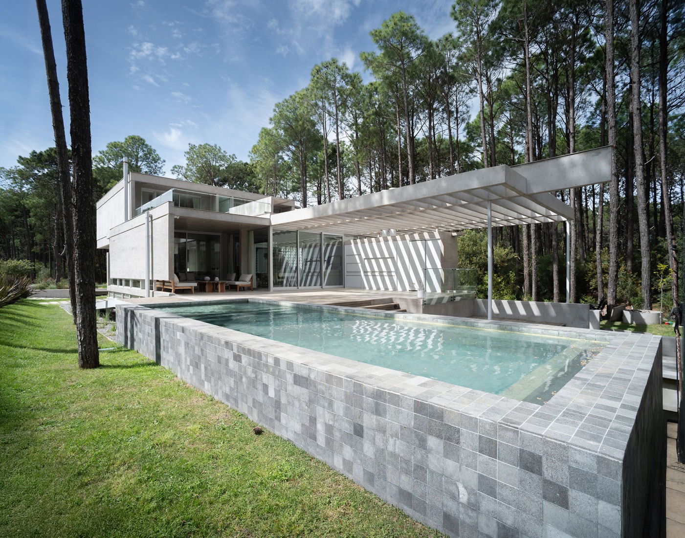 C&G House by Estudio Galera Arquitectura. Photograph by Diego Medina.