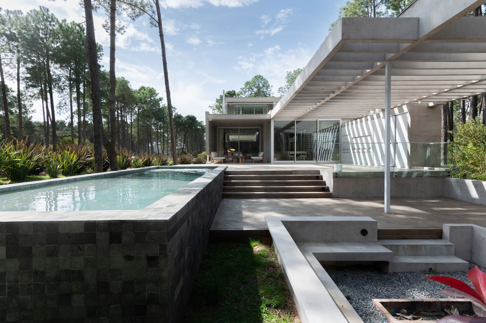 C&G House by Estudio Galera Arquitectura. Photograph by Diego Medina.