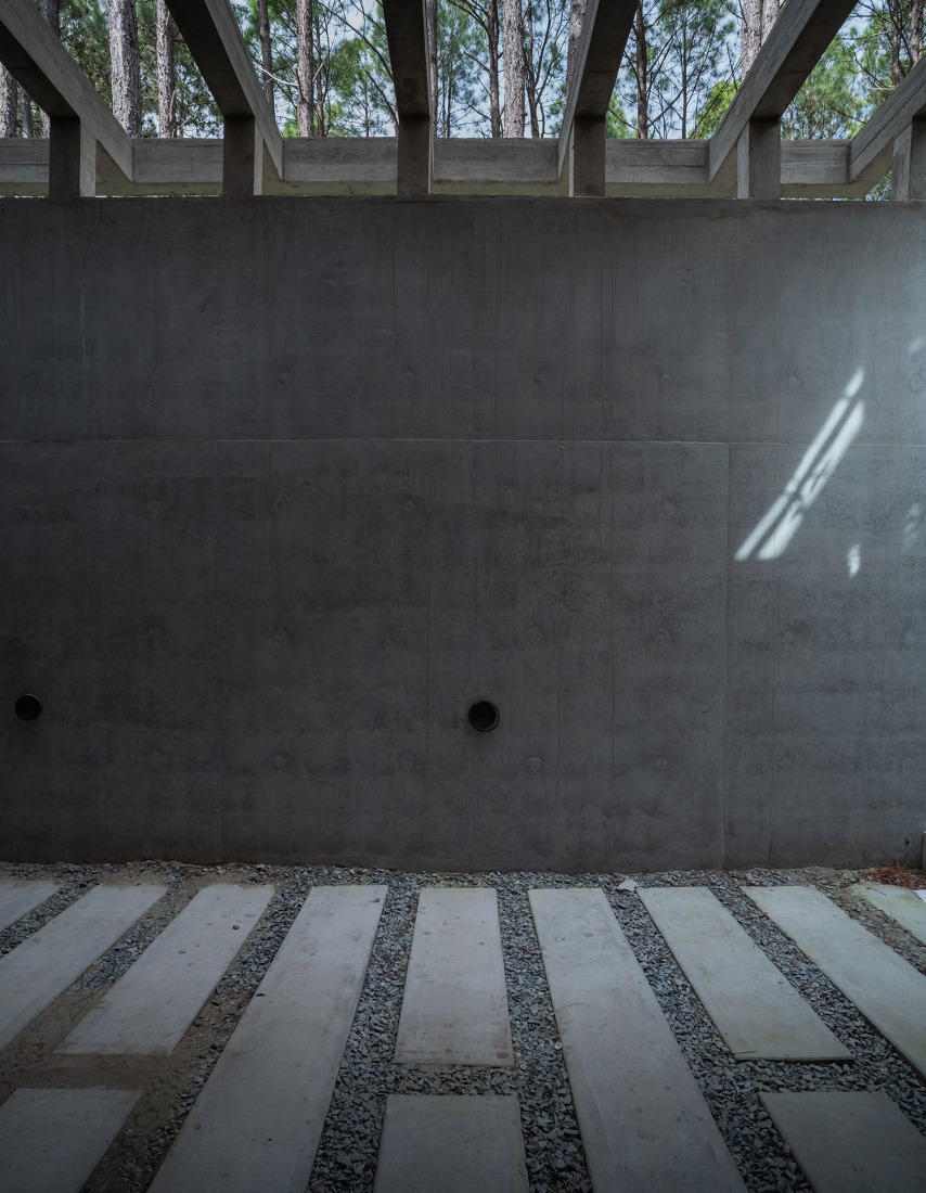 C&G House by Estudio Galera Arquitectura. Photograph by Diego Medina.