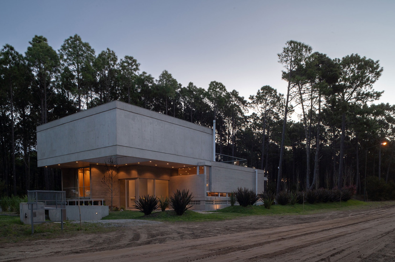C&G House by Estudio Galera Arquitectura. Photograph by Diego Medina.