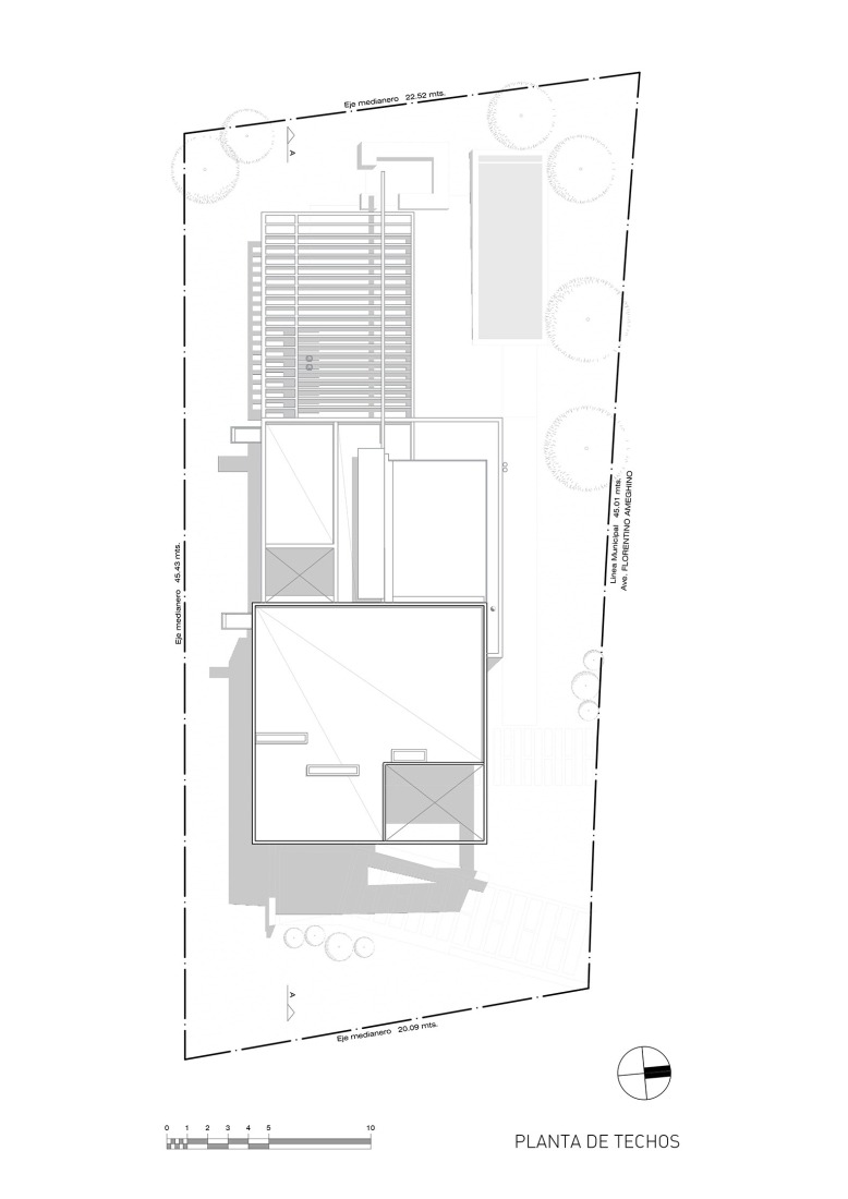 Roof top floor plan. C&G House by Estudio Galera Arquitectura.