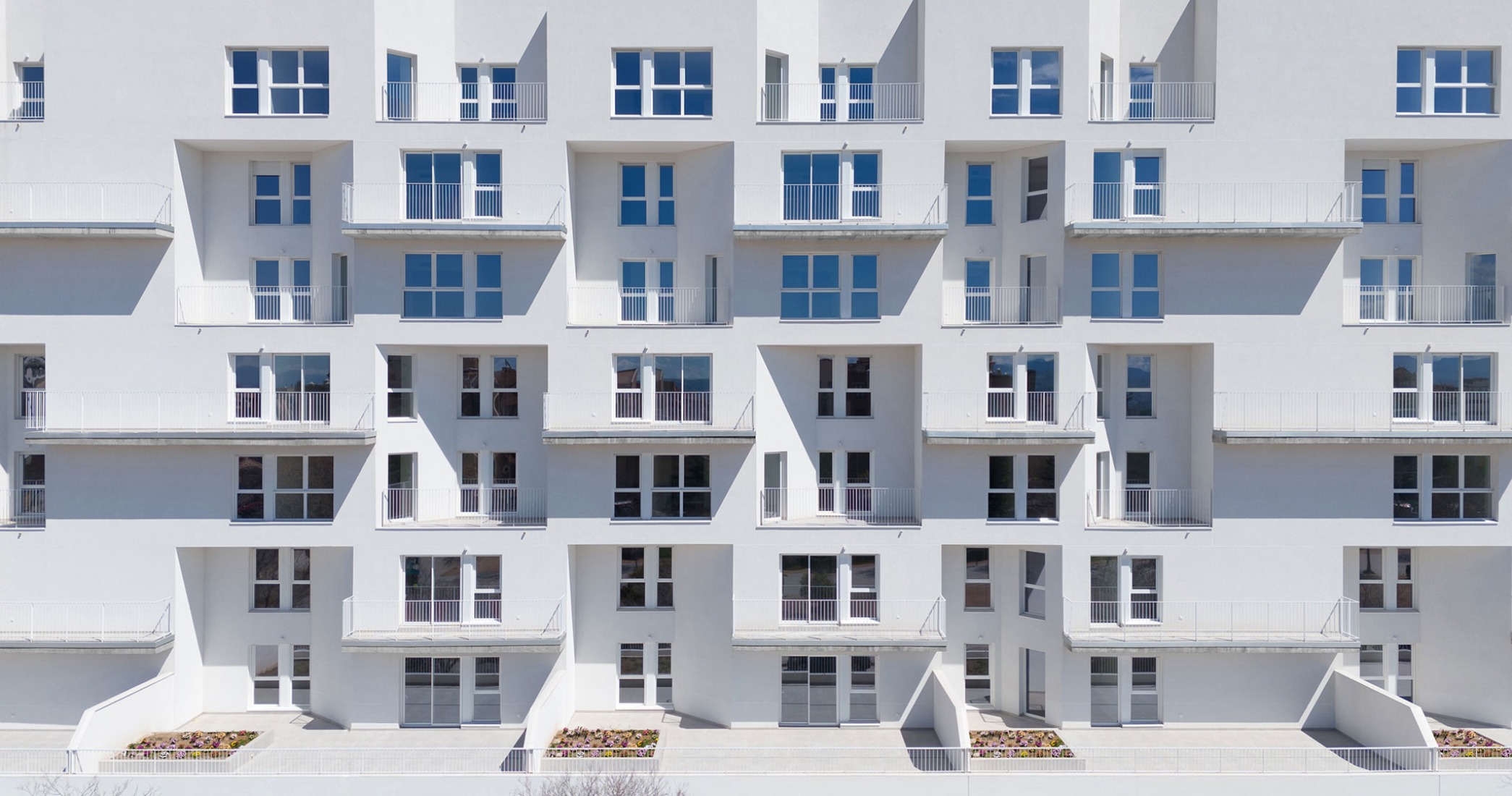 171 Rental homes, common areas, and parking by MCEA. Photograph by David Frutos Fotografía de Arquitectura.