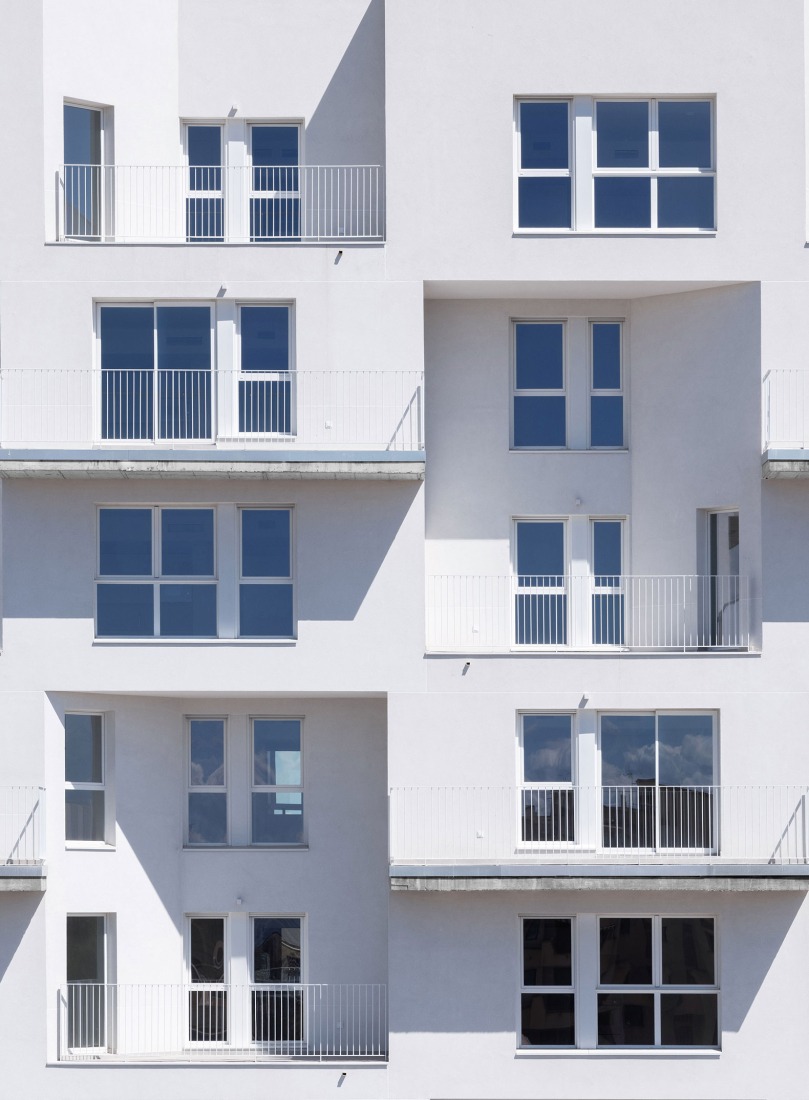 171 Rental homes, common areas, and parking by MCEA. Photograph by David Frutos Fotografía de Arquitectura.