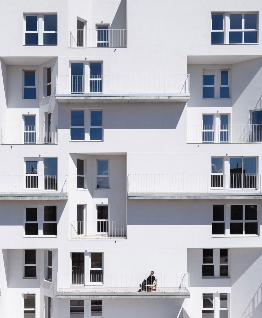 171 Rental homes, common areas, and parking by MCEA. Photograph by David Frutos Fotografía de Arquitectura.