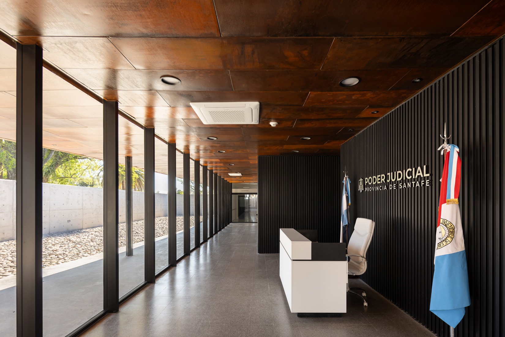 Judicial Morgue for the city of Vera. Photograph by Ramiro Sosa.