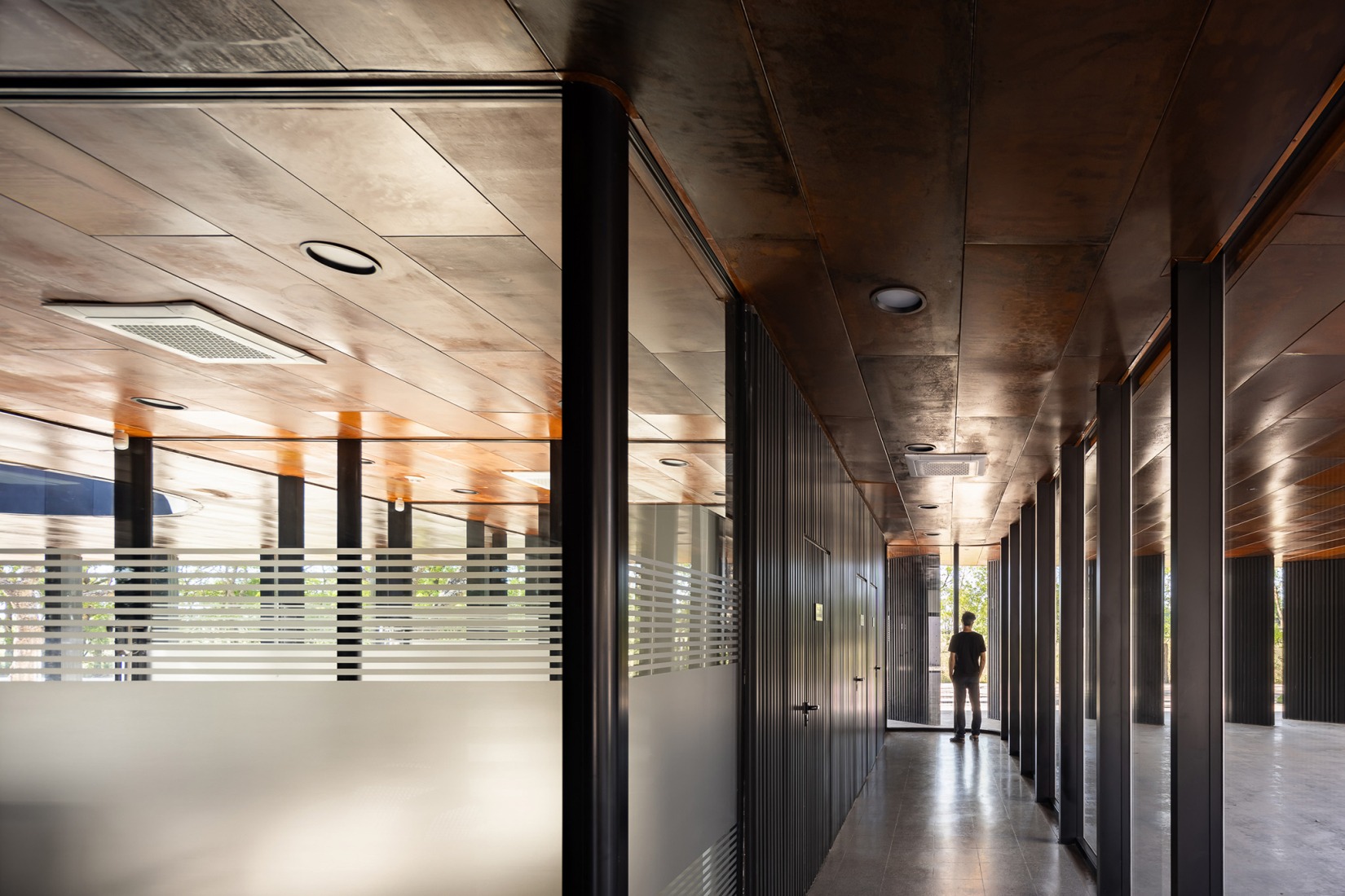 Judicial Morgue for the city of Vera. Photograph by Ramiro Sosa.