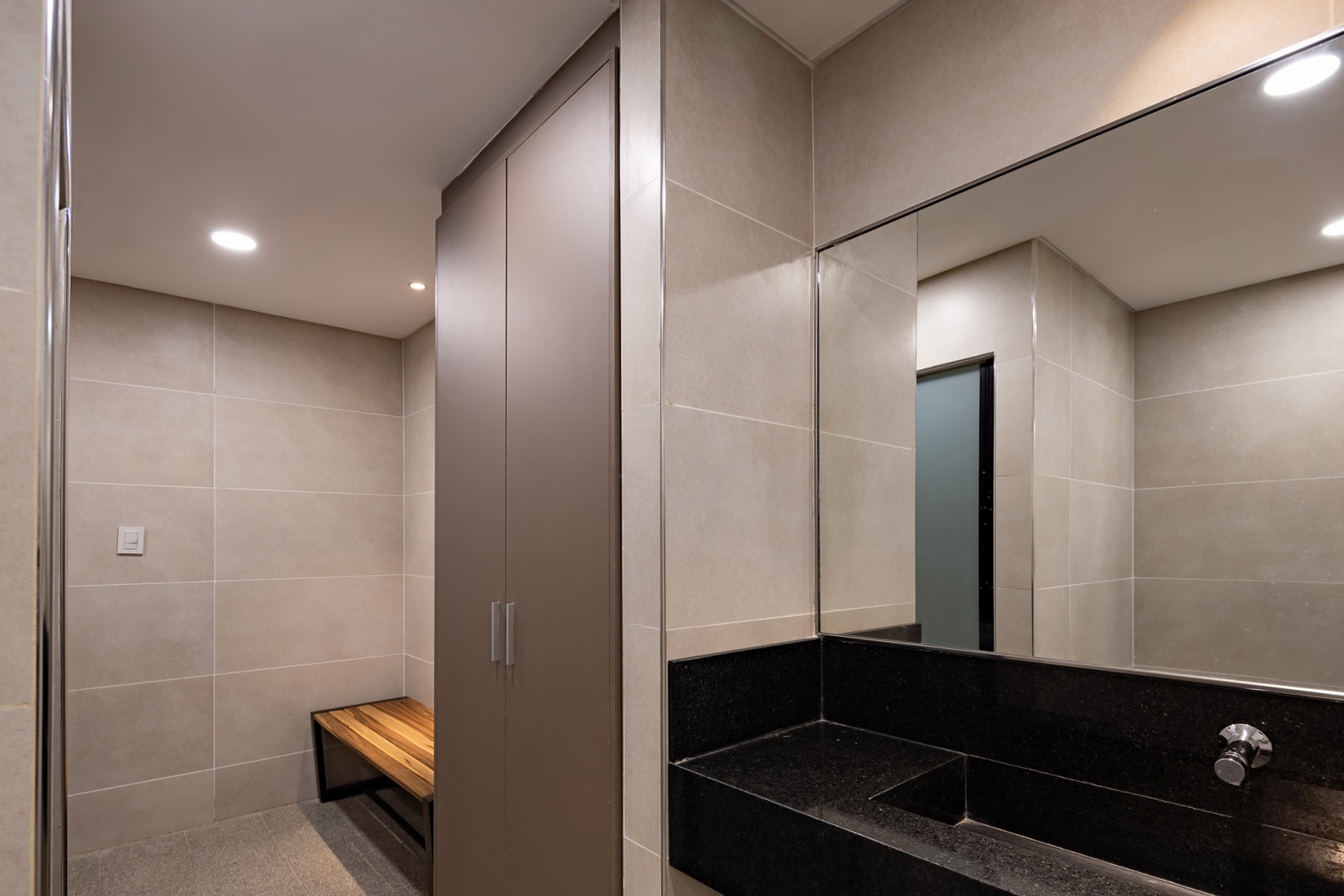 Judicial Morgue for the city of Vera. Photograph by Ramiro Sosa.