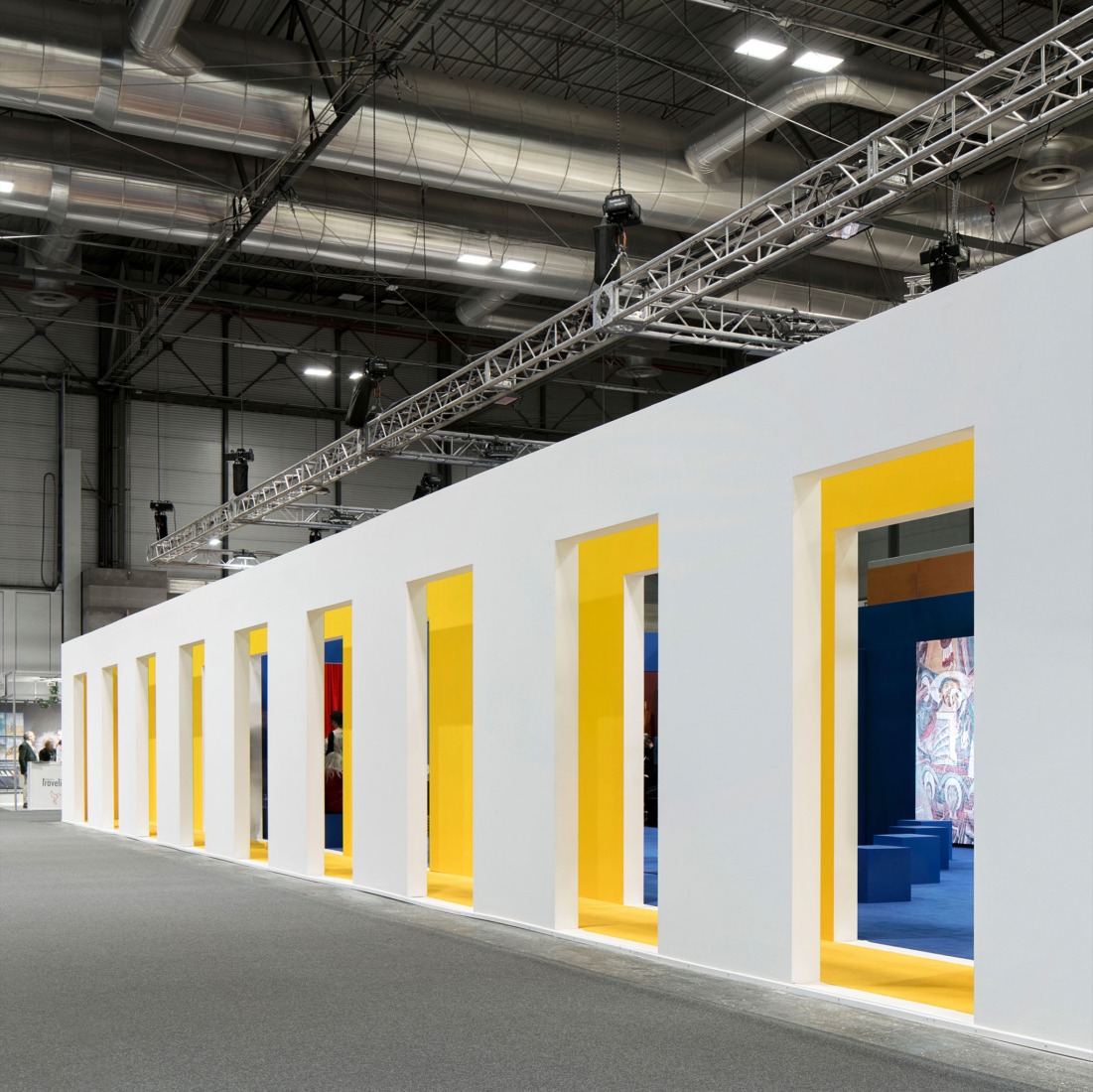 Pabellón para Barcelona en FITUR 2025 por Pineda Monedero + Jaime Prous Architects. Fotografía por Del Rio Bani.
