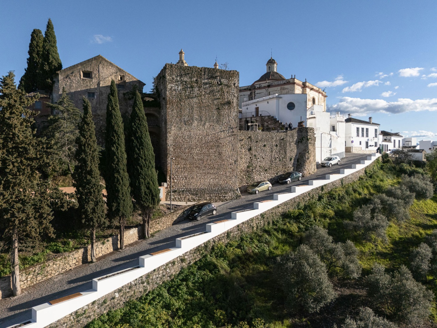 Regeneration of urban spaces in the historic center of Olvera by Estudio Acta. Photograph by Fernando Alda.