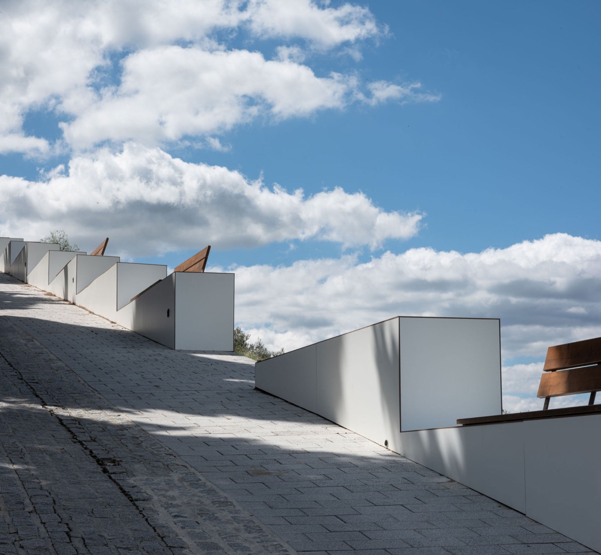 Regeneration of urban spaces in the historic center of Olvera by Estudio Acta. Photograph by Fernando Alda.