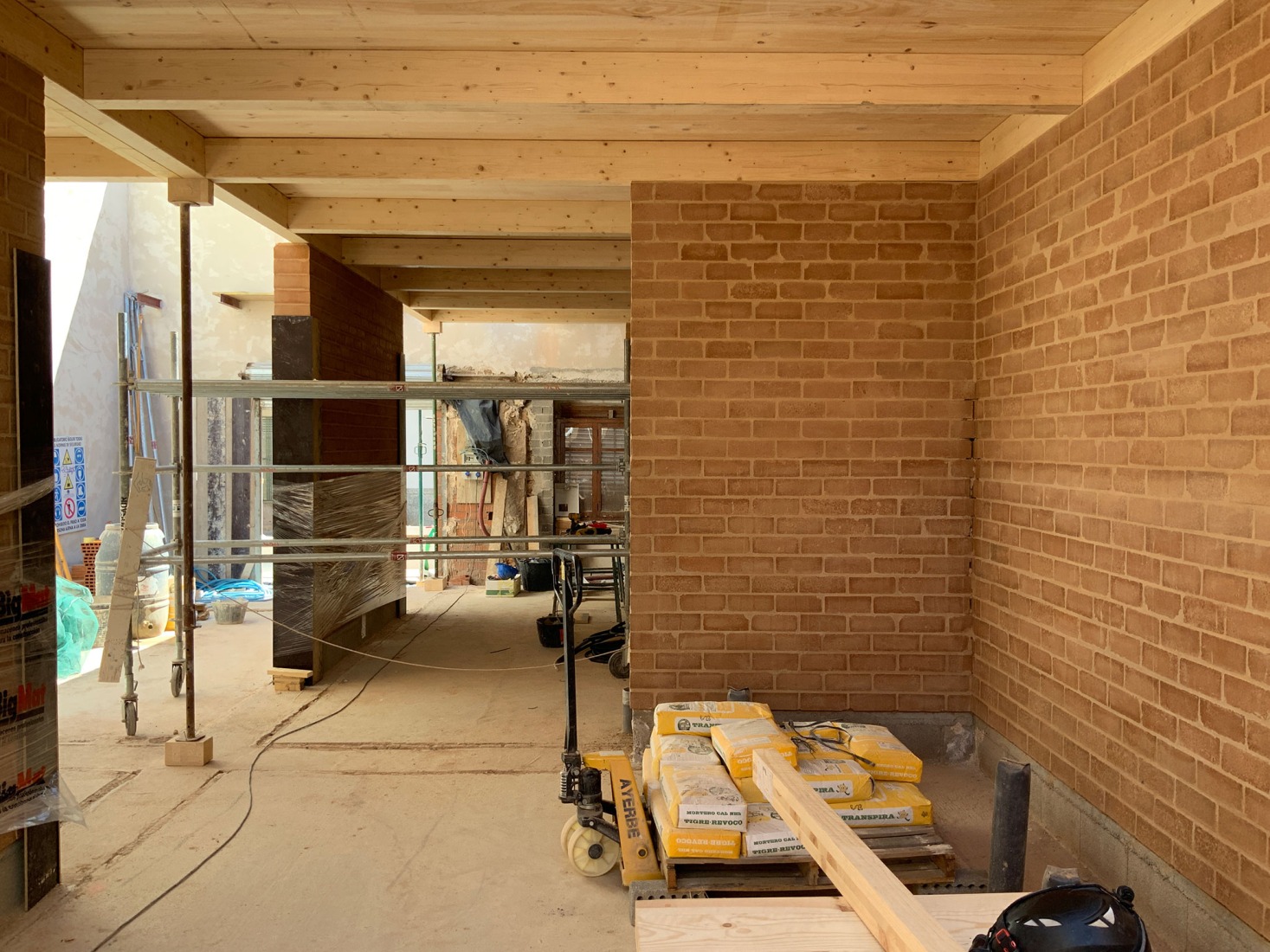 Construction photos. "La Sequieta" House by Lacol SCCL.