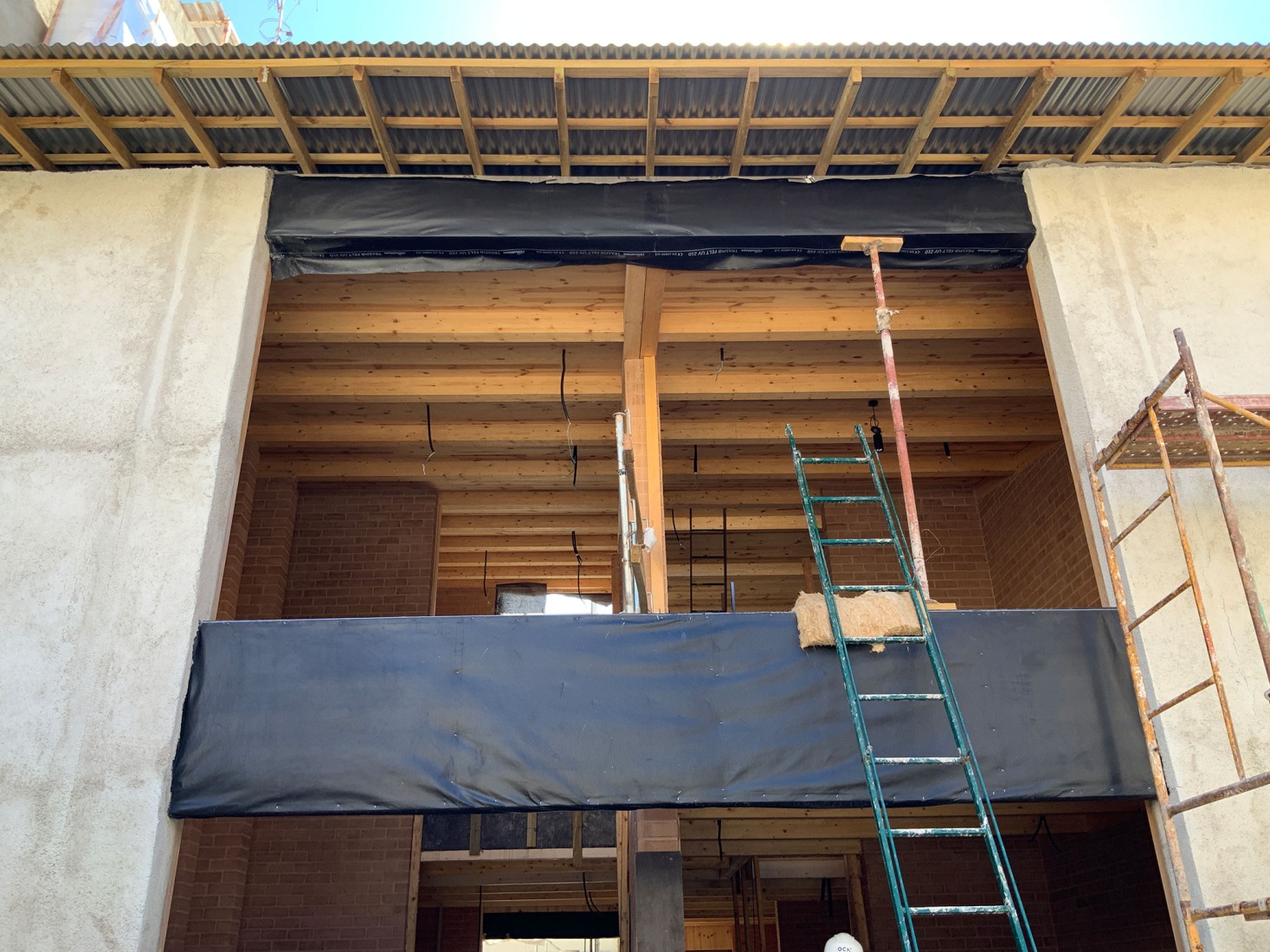 Construction photos. "La Sequieta" House by Lacol SCCL.