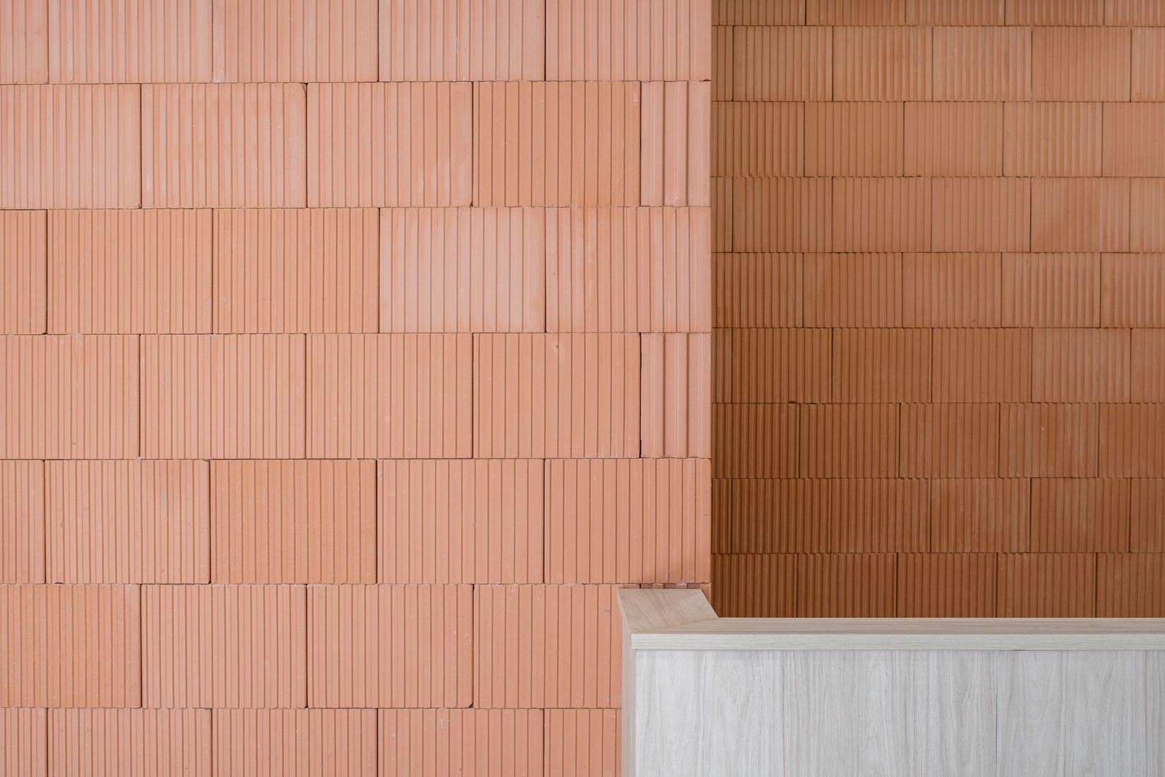 Socio Cultural Centre "El Ensanche" by Parra Arquitectos + José Miguel Useros. Photography by Imagen Subliminal.