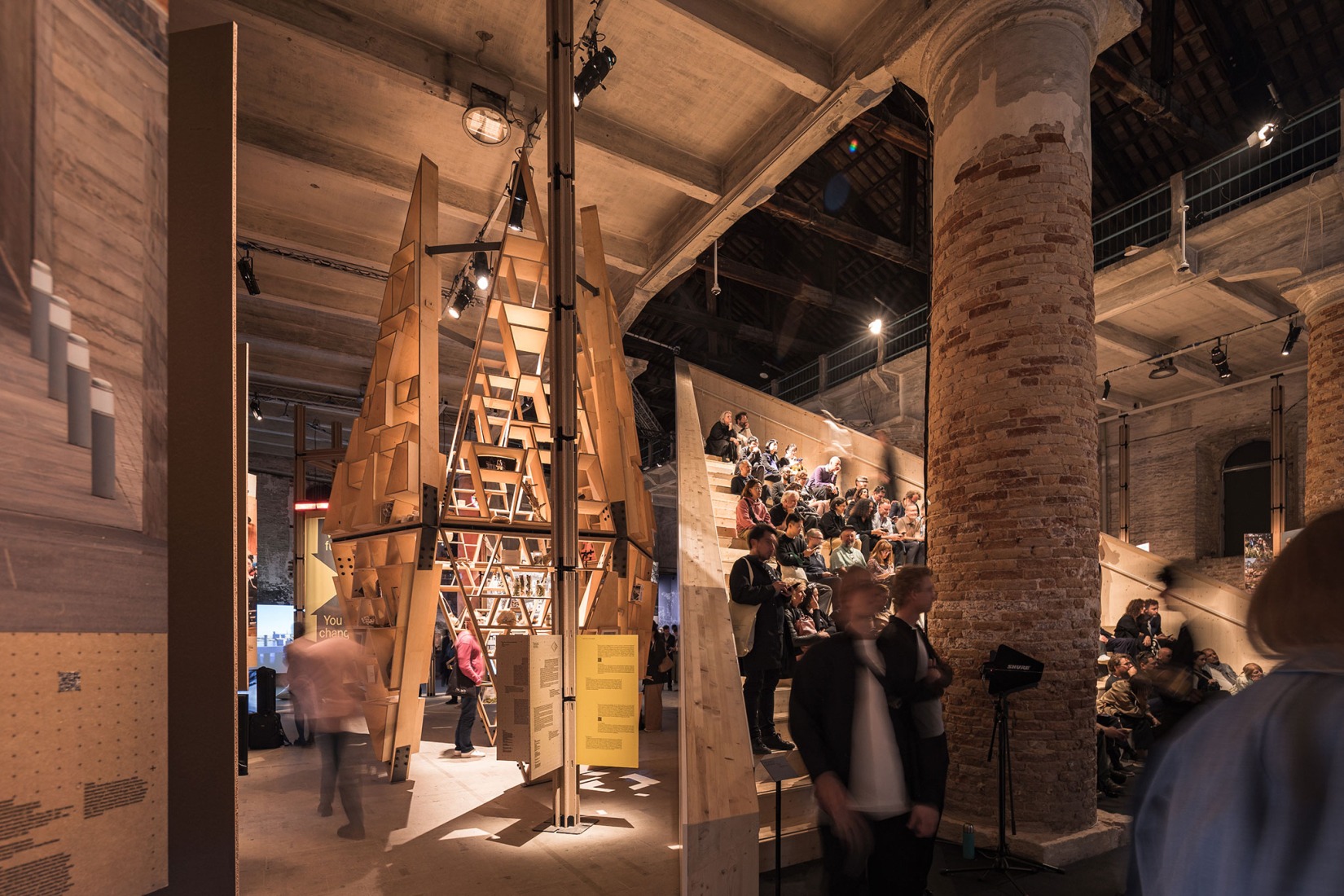 Curiosity pavilion for the Venice Biennale by a|911, Cadena Concepts, Esrawe. Photography by Ricardo de la Concha.