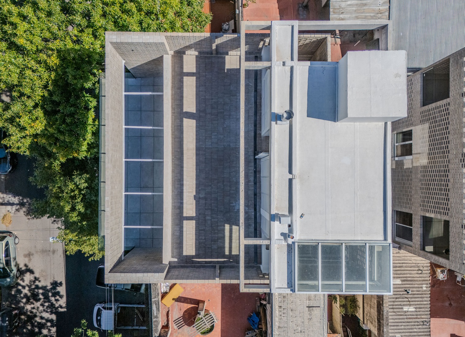 NÑZ 3949 por Estudio Arqtipo. Fotografía por Israel Caire.