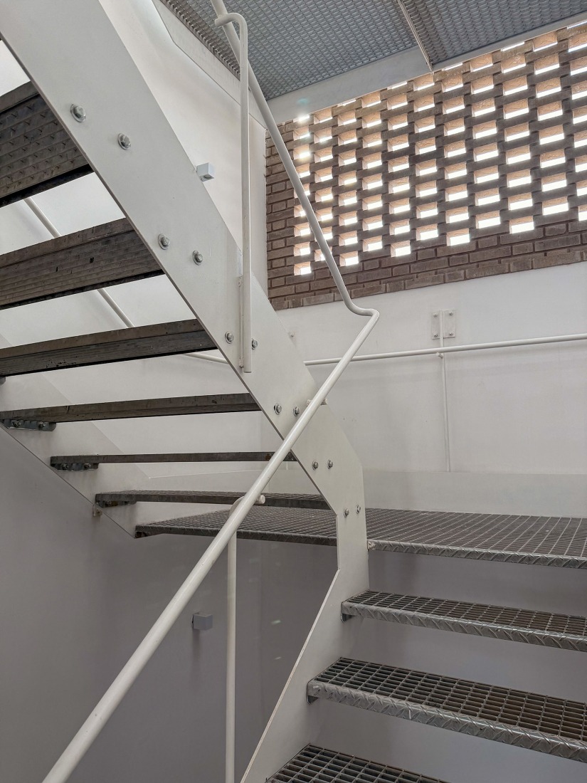 NÑZ 3949 por Estudio Arqtipo. Fotografía por Israel Caire.