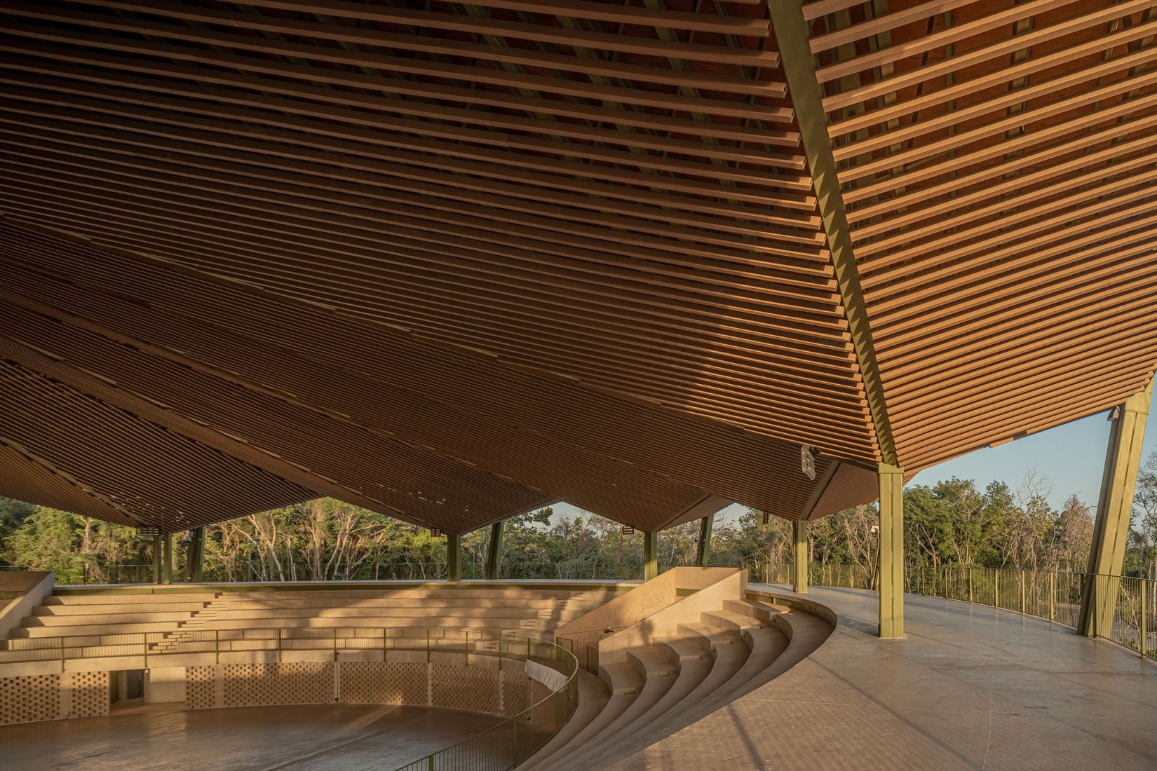 Arena. Quintana Roo Park by Aidia Studio. Photography by Andrés Cedillo. Arena. Quintana Roo Park by Aidia Studio. Photography by Andrés Cedillo.