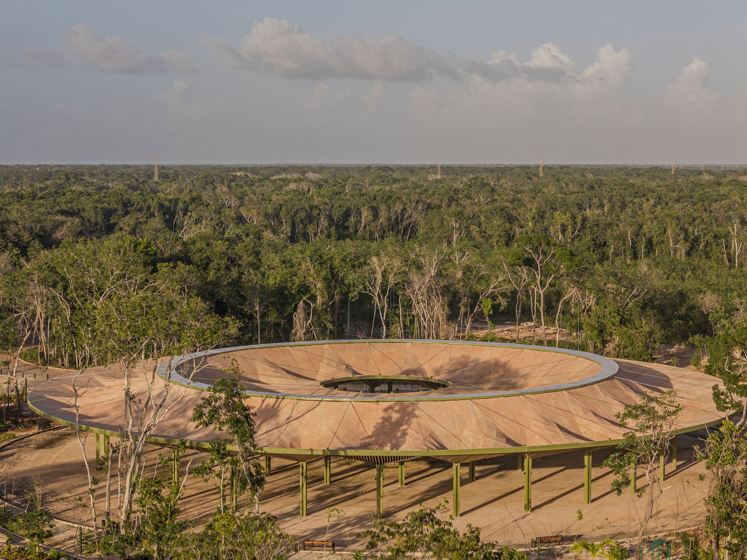 Pavilion. Quintana Roo Park by Aidia Studio. Photography by Andrés Cedillo. Pavilion. Quintana Roo Park by Aidia Studio. Photography by Andrés Cedillo.