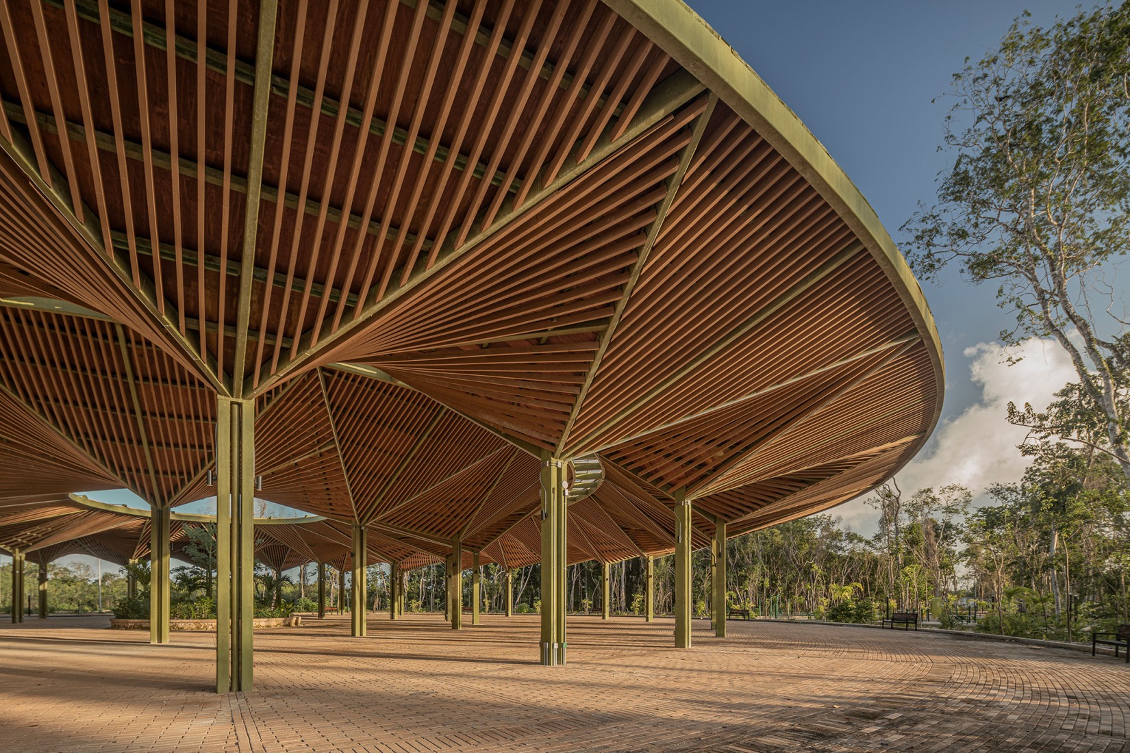 Pavilion. Quintana Roo Park by Aidia Studio. Photography by Andrés Cedillo. Pavilion. Quintana Roo Park by Aidia Studio. Photography by Andrés Cedillo.