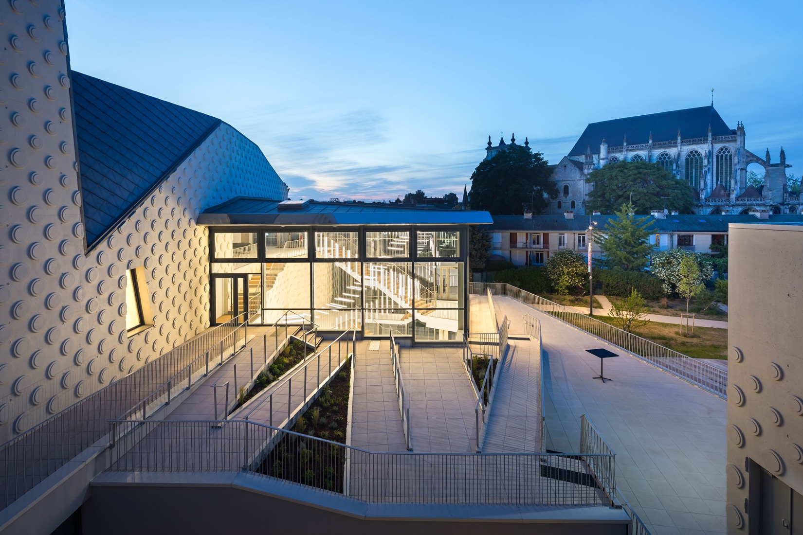 Teatro Regional de Beauvaisis por AJC Architectes. Fotografía por Sergio Grazia.
