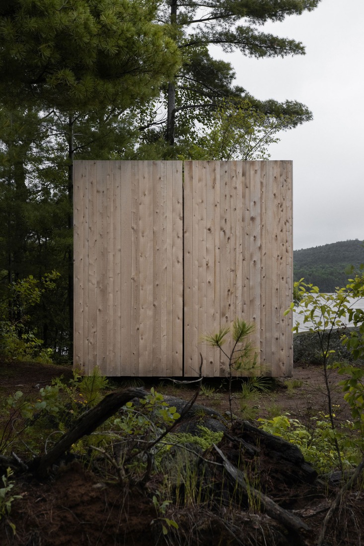 "Faire le vide" by Luca Fortin and Atelier Mock/up. Photograph by Karma Photographie. "Faire le vide" by Luca Fortin and Atelier Mock/up. Photograph by Karma Photographie.