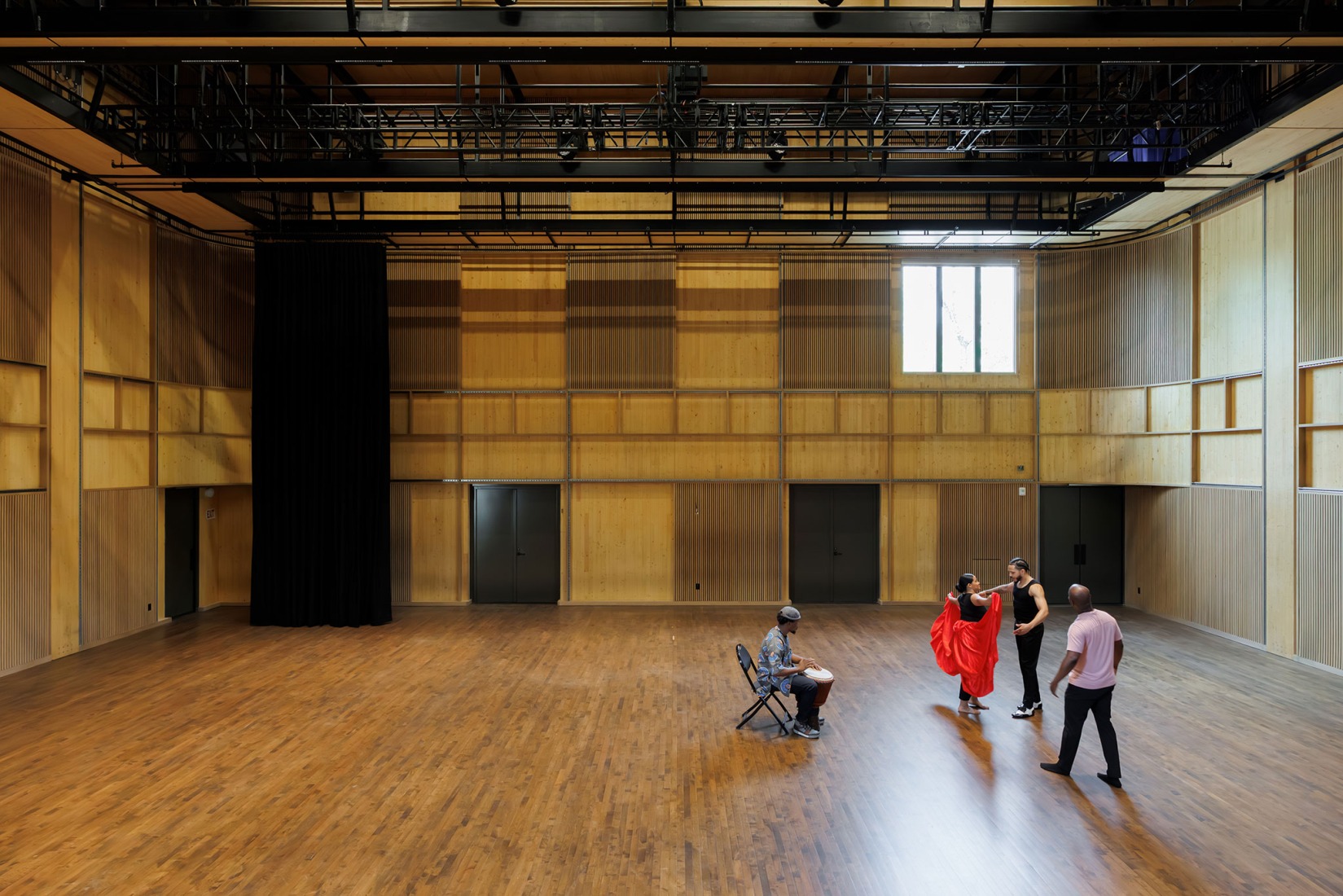 Teatro Doris Theatre por Mecanoo. Fotografía por Iwan Baan, Cortesía por Jacob's Pillow.