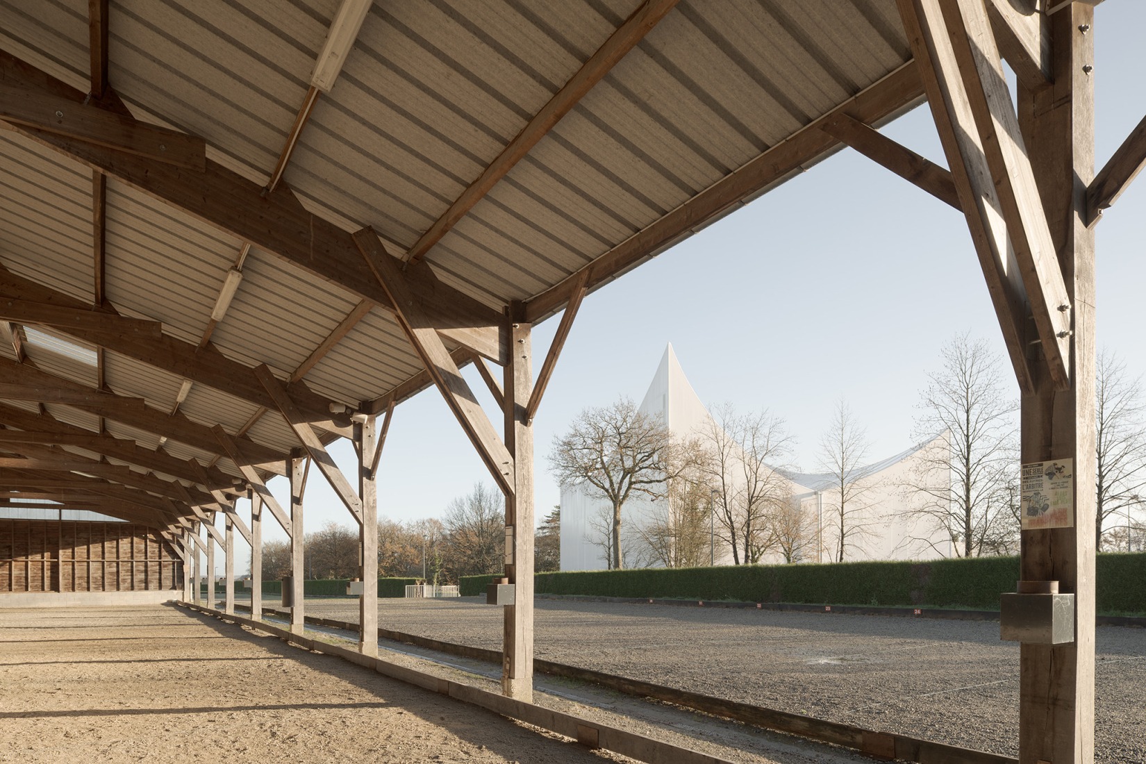 Complejo Deportivo Y Cultural Josephine Baker - Marie-Jose Perec por Onze04. Fotografía por Juan Cardona.