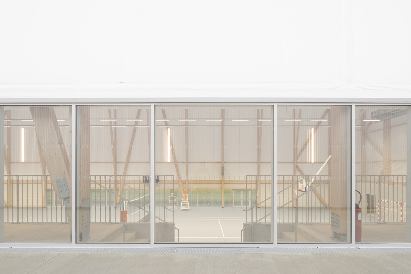 Complejo Deportivo Y Cultural Josephine Baker - Marie-Jose Perec por Onze04. Fotografía por Juan Cardona.