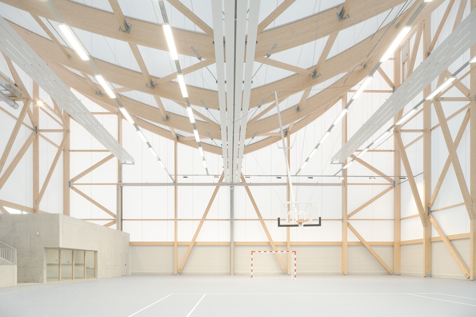 Complejo Deportivo Y Cultural Josephine Baker - Marie-Jose Perec por Onze04. Fotografía por Juan Cardona.