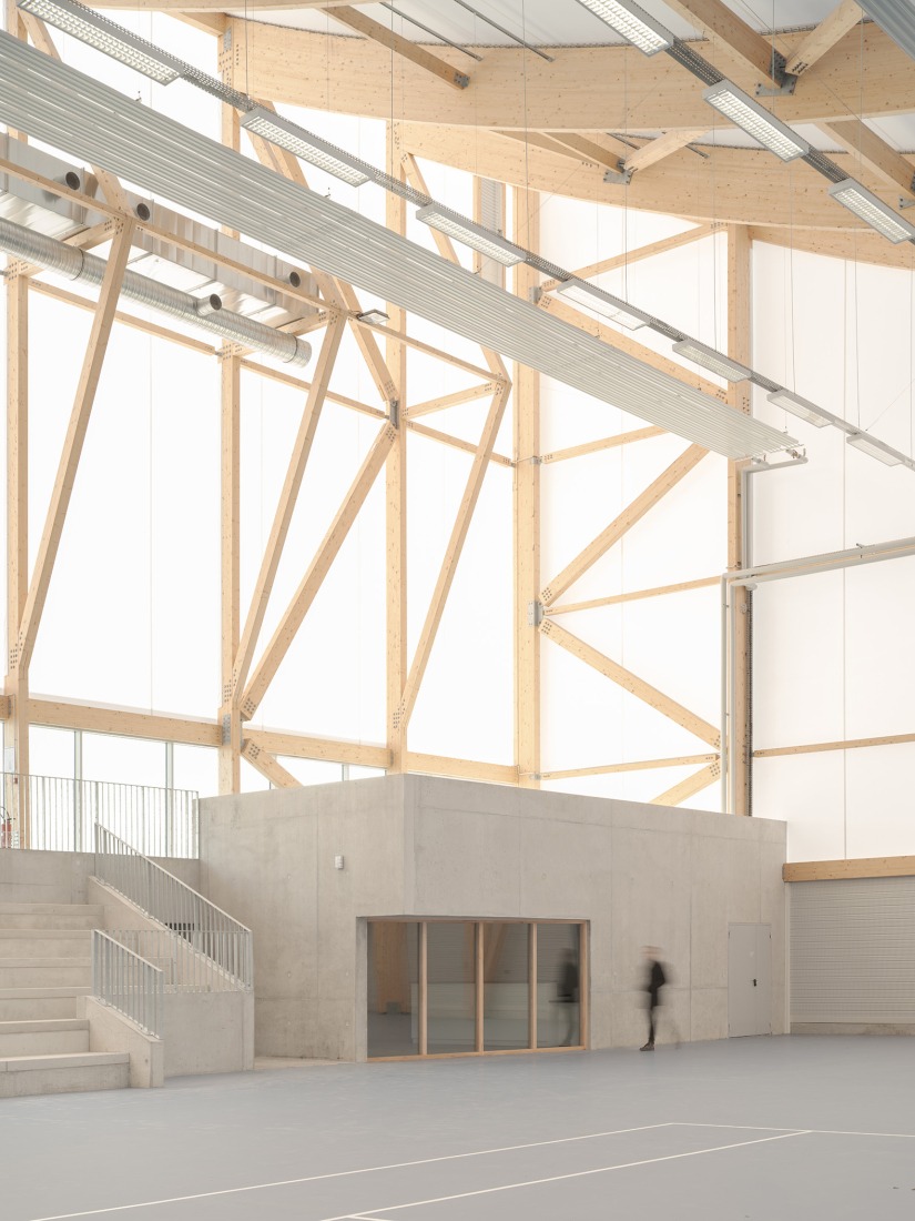 Complejo Deportivo Y Cultural Josephine Baker - Marie-Jose Perec por Onze04. Fotografía por Juan Cardona.