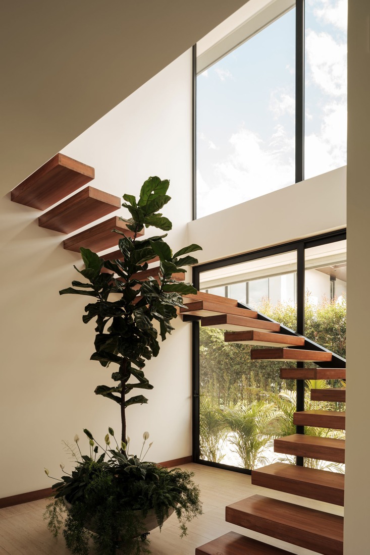 Casa Riba by TEC Taller EC. Photograph by Lorena Darquea. Casa Riba by TEC Taller EC. Photograph by Lorena Darquea.