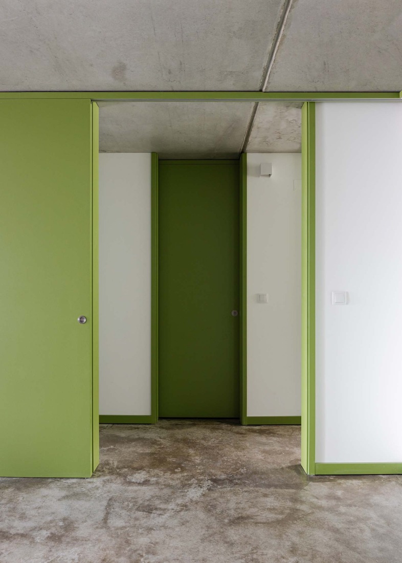 Casas G-5 por SUMMARY Architects. Fotografía por Alexander Bogorodskiy.