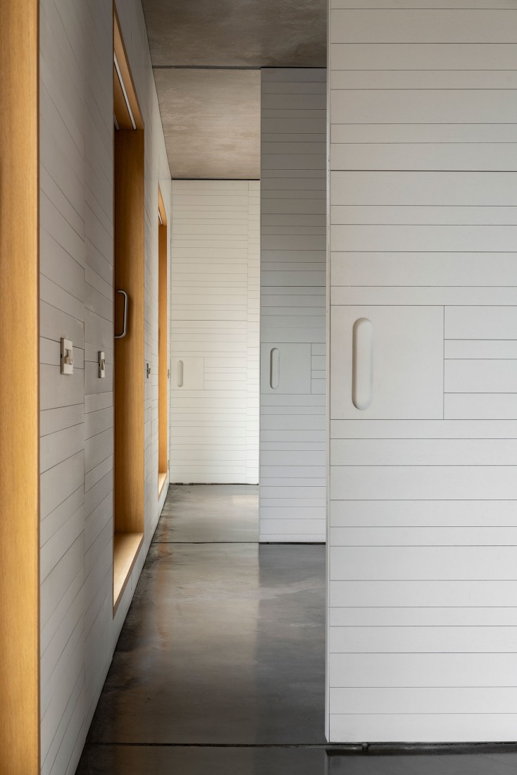 Casa Blanca en Madrid por Tuñón y Albornoz Arquitectos. Fotografía por Luis Asín. 