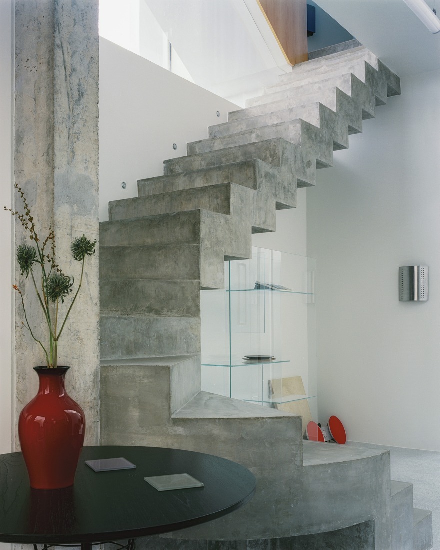 Casa AA por PHTAA. Fotografía por Santana Petchsuk. Casa AA por PHTAA. Fotografía por Santana Petchsuk.