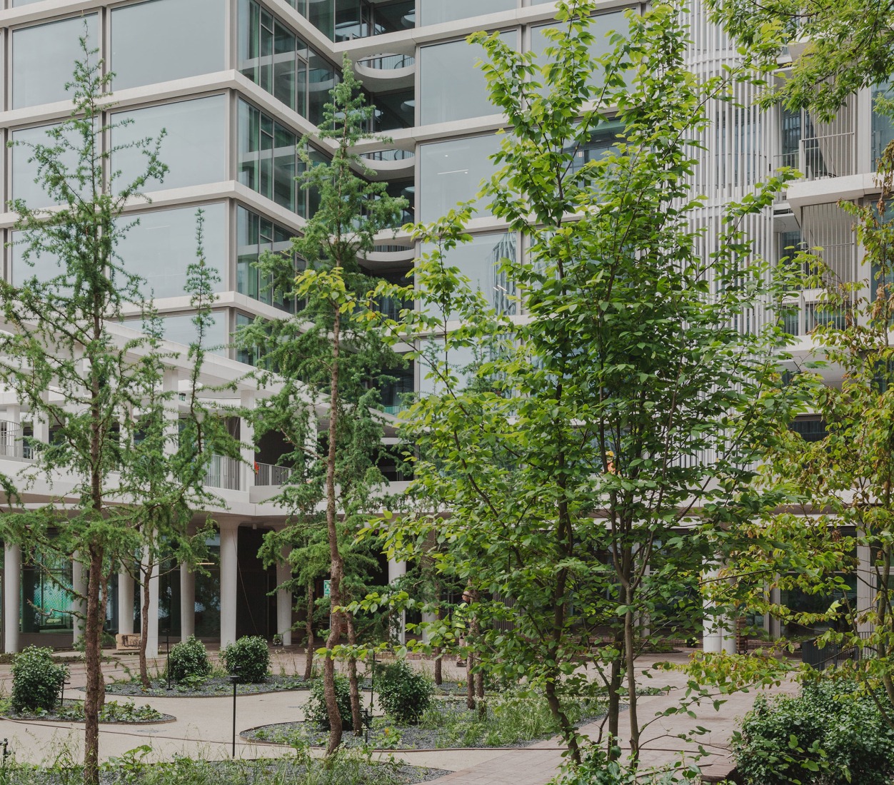 Towarowa 22 - Office house phase B by Jems Architekci. Photograph by Maria Kot.