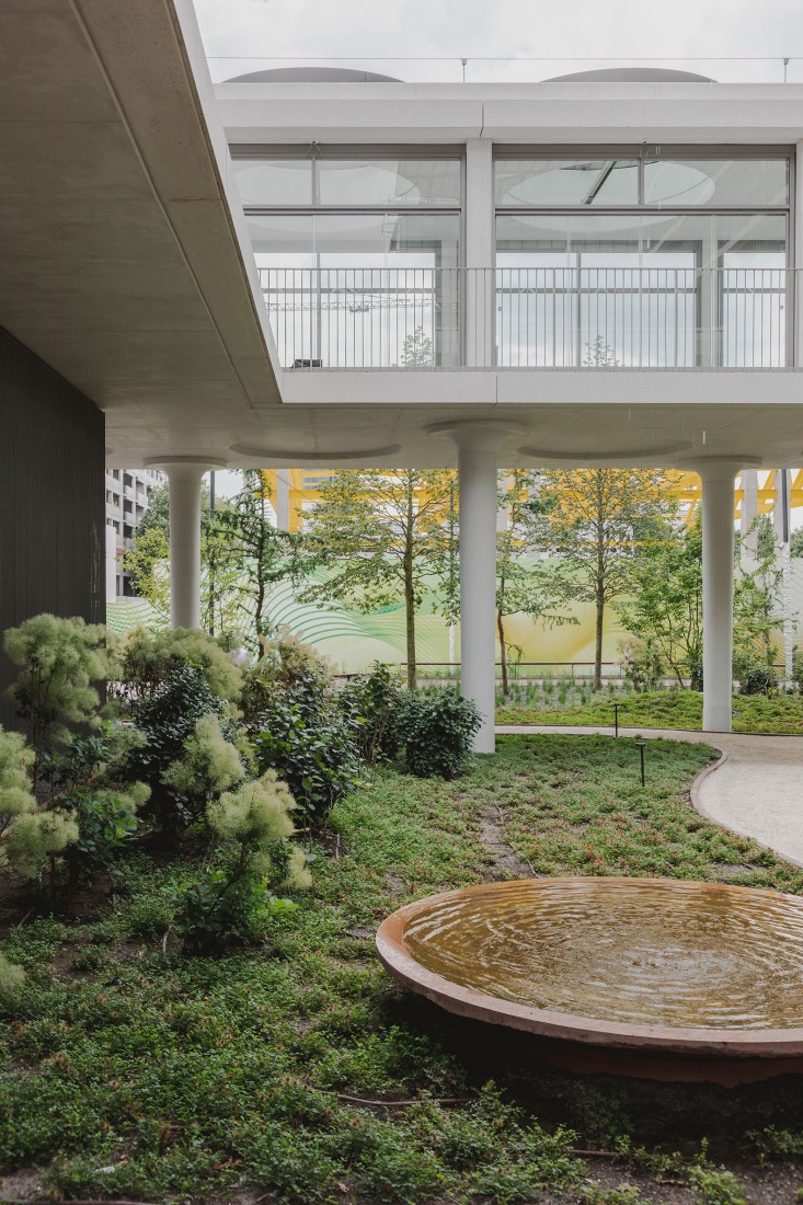 Towarowa 22 - Office house phase B by Jems Architekci. Photograph by Maria Kot.